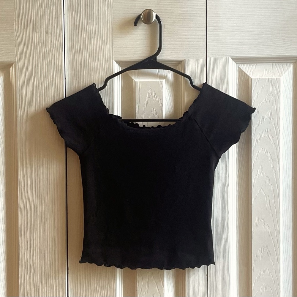 LIME BLUE: Black Tee